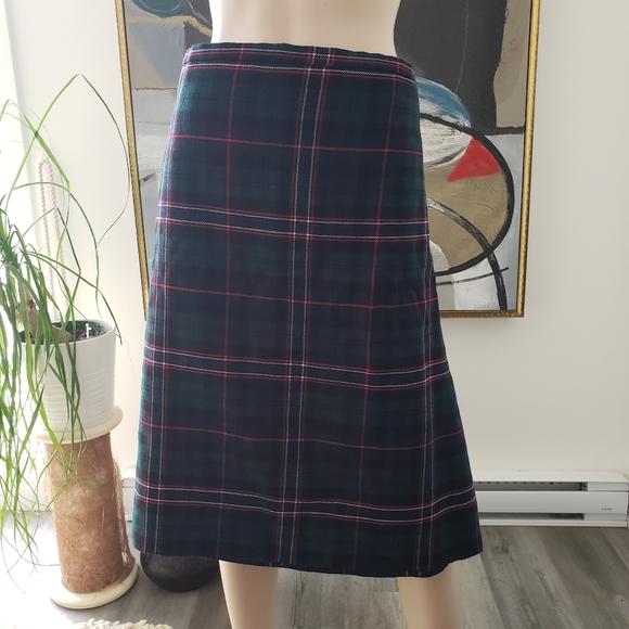 Scottish Kilt with Sett Pleating - Picture 2 of 15